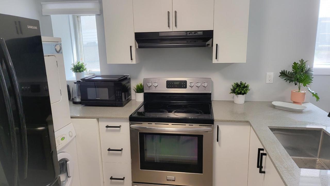 Jstlikehome - Serenity Suites Ottawa Ngoại thất bức ảnh